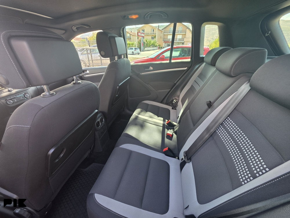 Volkswagen Tiguan 2.0 TDI DSG/4-MOTION/PANORAMA/XENON/KAMERA