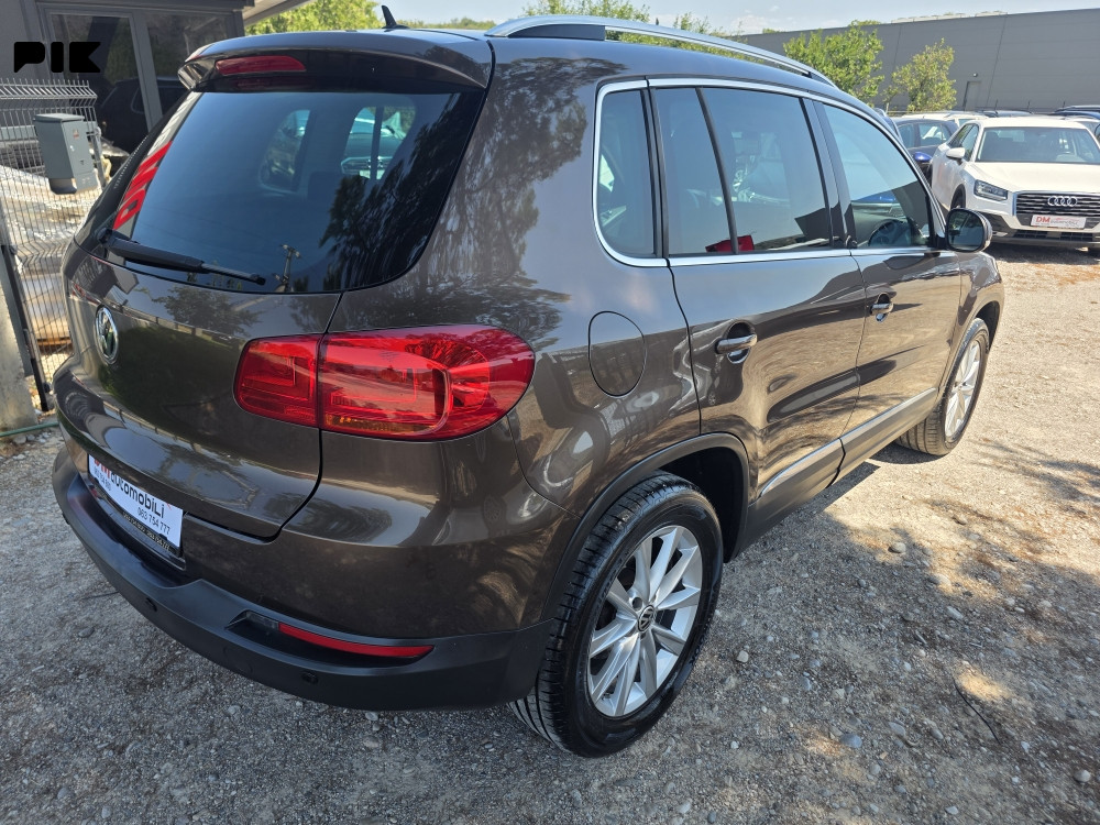 Volkswagen Tiguan 2.0 TDI /PANORAMA/PDC