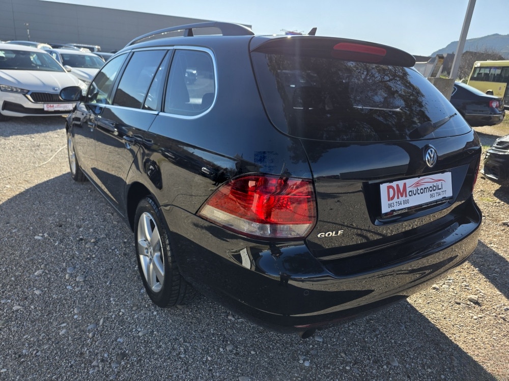 Volkswagen Golf 1.6 TDI/NAVI/PDC