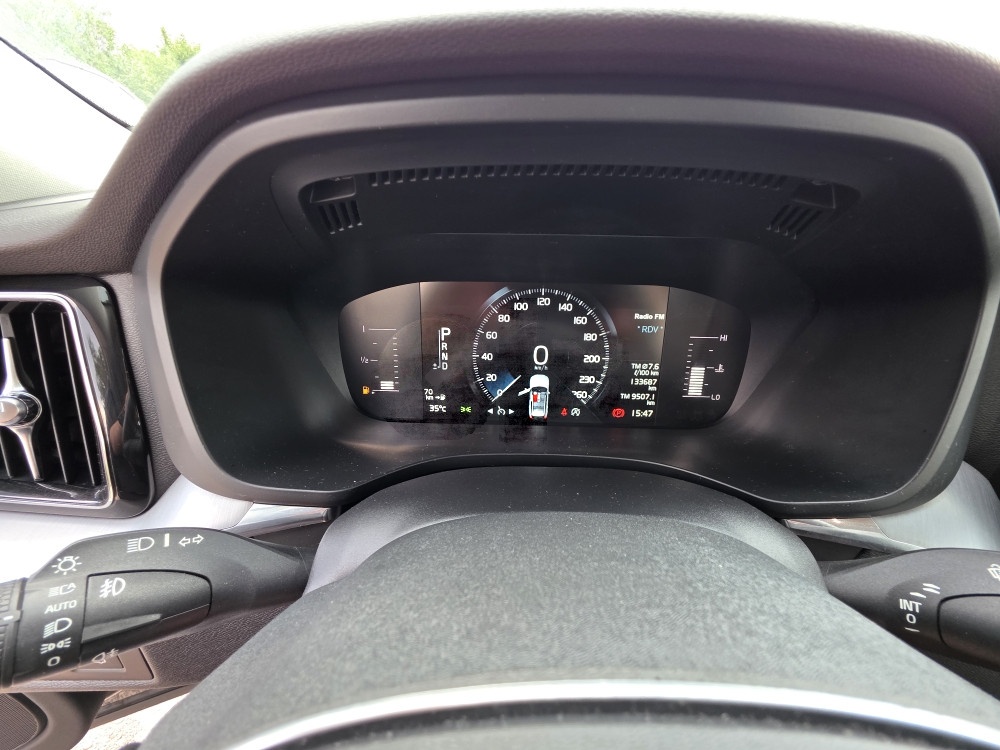 Volvo XC 60 D4 AUTOMATIK 4X4 140 KW