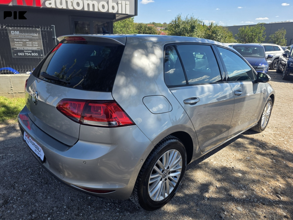 Volkswagen Golf CUP 1.6 TDI/XENON/KAMERA/