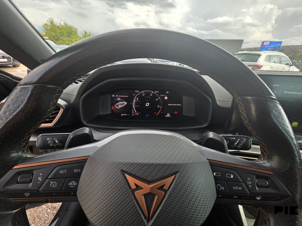 Cupra Formentor 2,0 TDI DSG/4X4/VIRTAUAL/KAMERA/NAVI