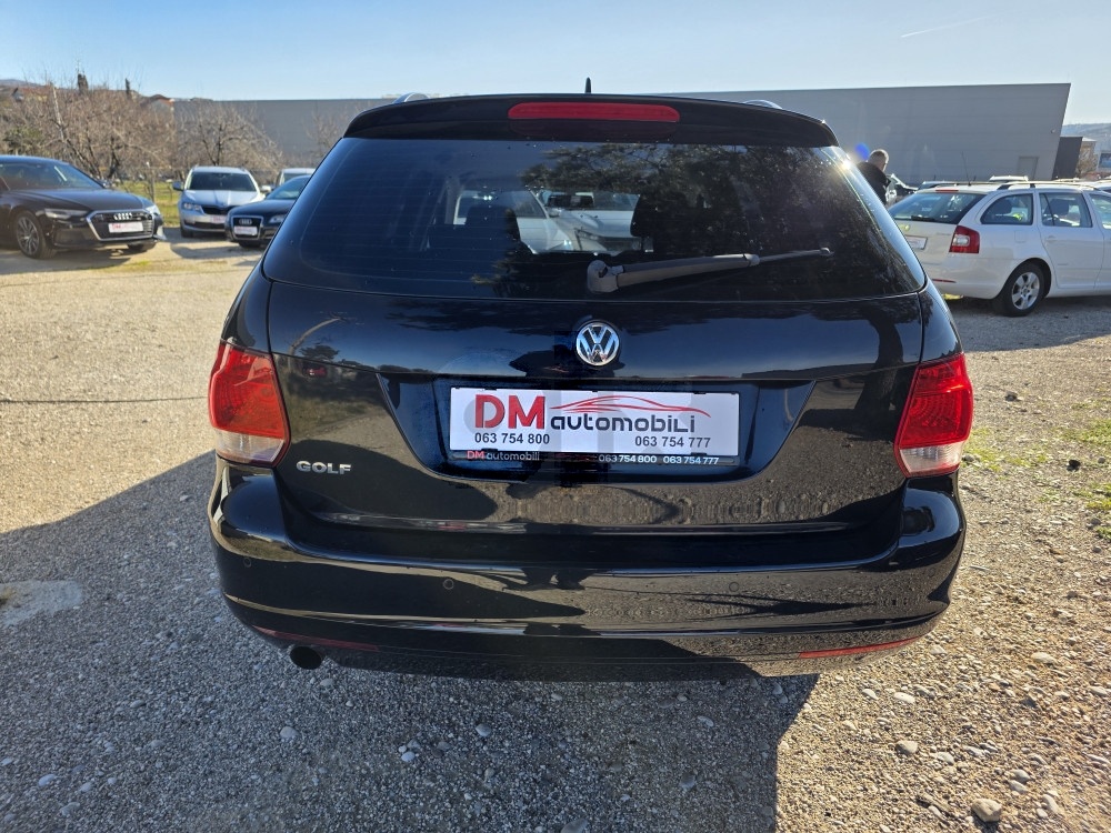 Volkswagen Golf 1.6 TDI/NAVI/PDC