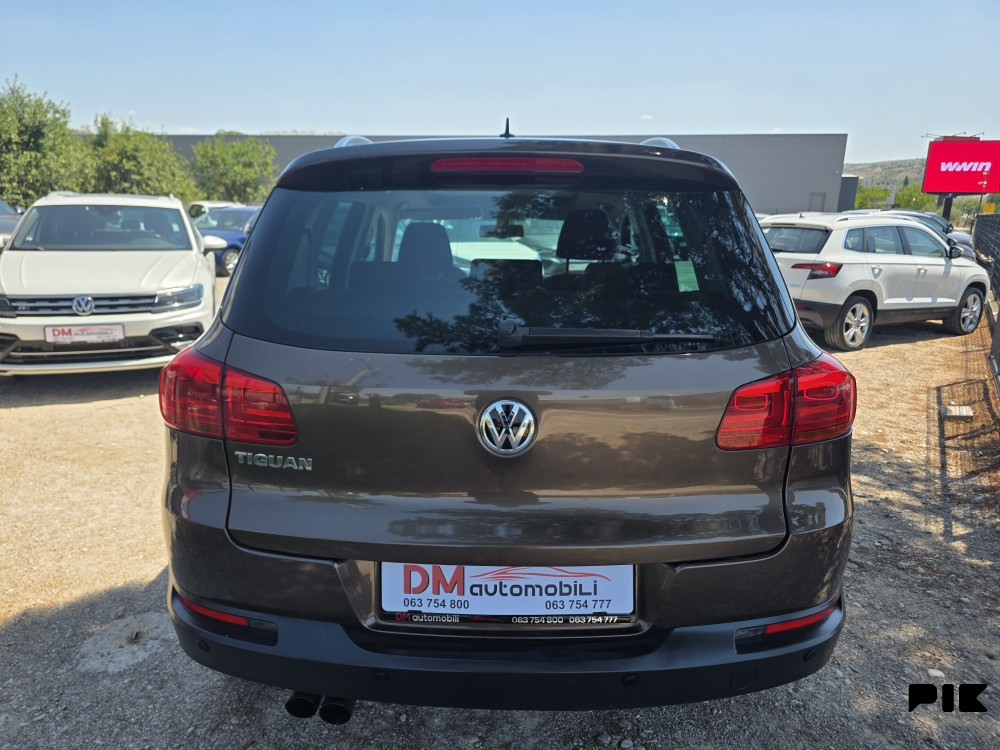 Volkswagen Tiguan 2.0 TDI /PANORAMA/PDC