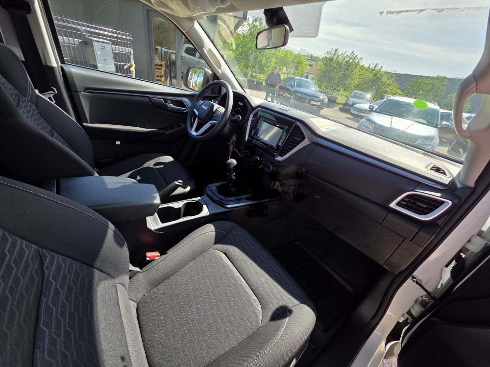 Isuzu D-Max /NOVO! 60 MJESECI GARANCIJE