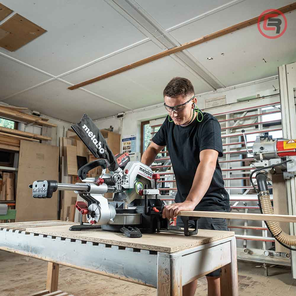 Metabo Pila Kružna Aku KGS 18 LTX BL 254 / 18 V Za Kutno Rezanje