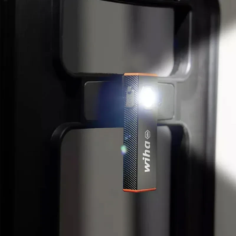 SVJETILJKA RUČNA 800 LM WIHA 45701