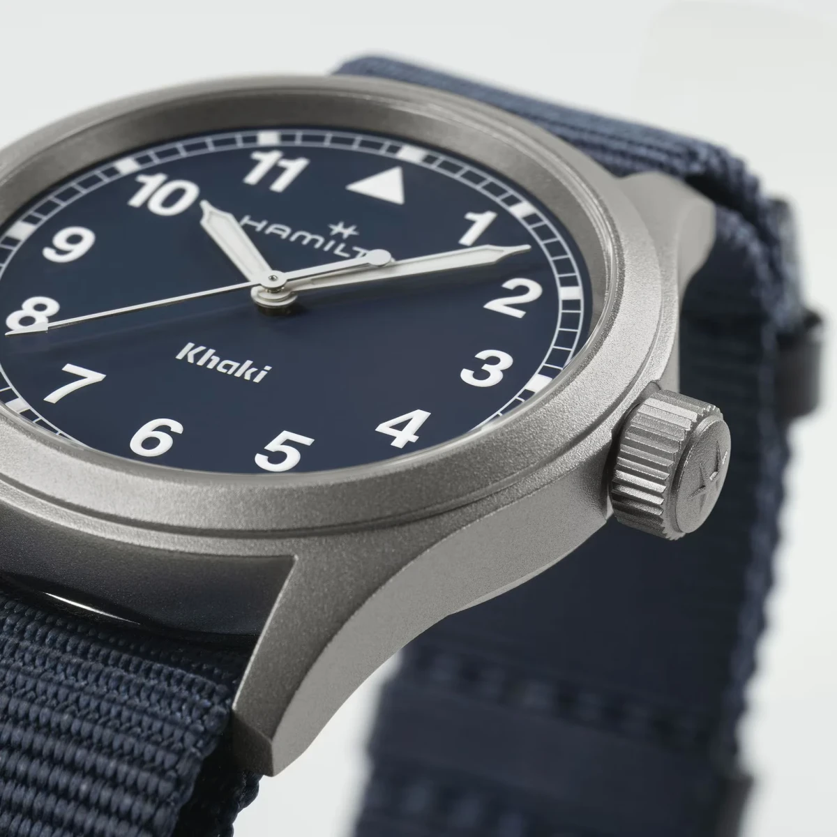 Khaki Field H69401940