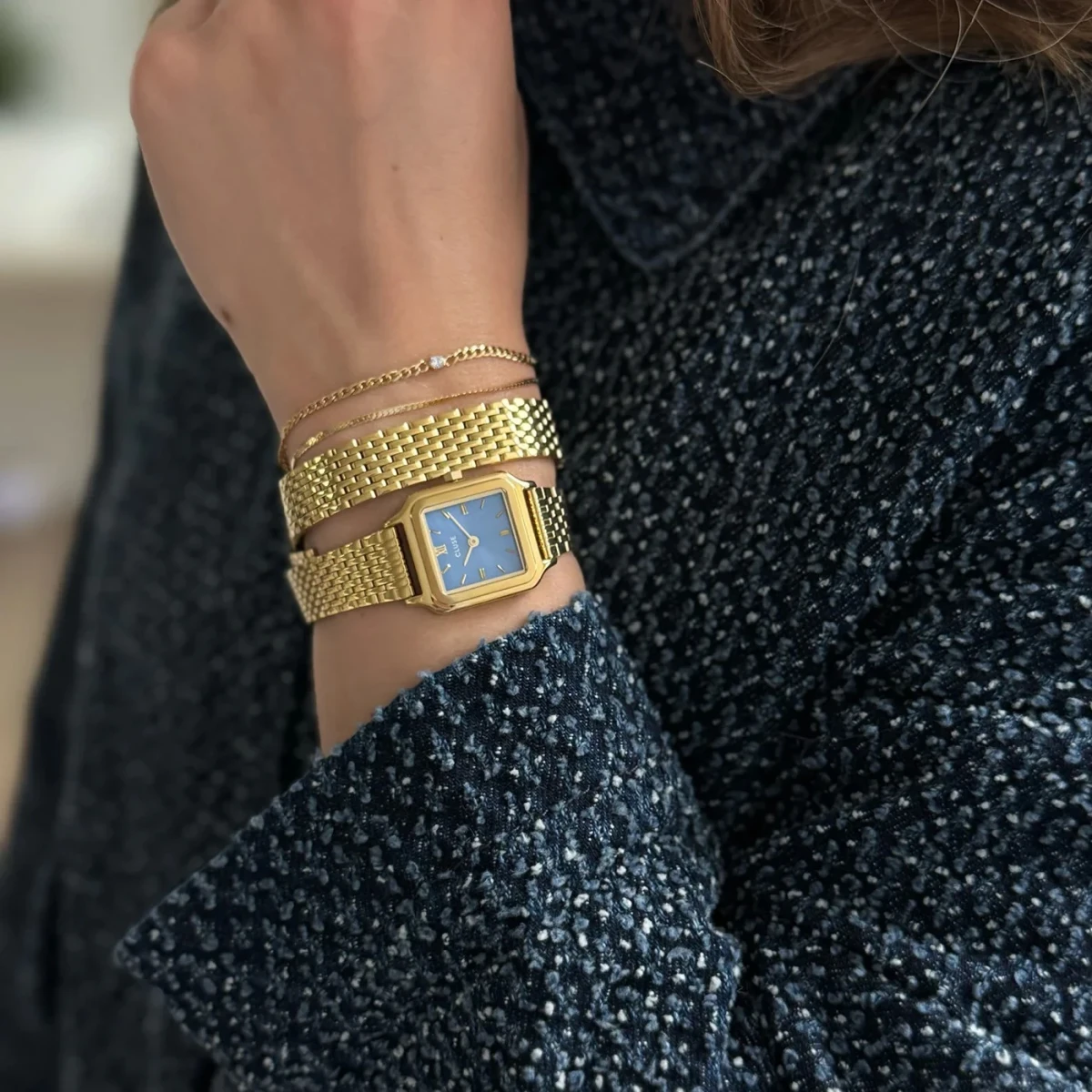 Gracieuse Petite CW11816