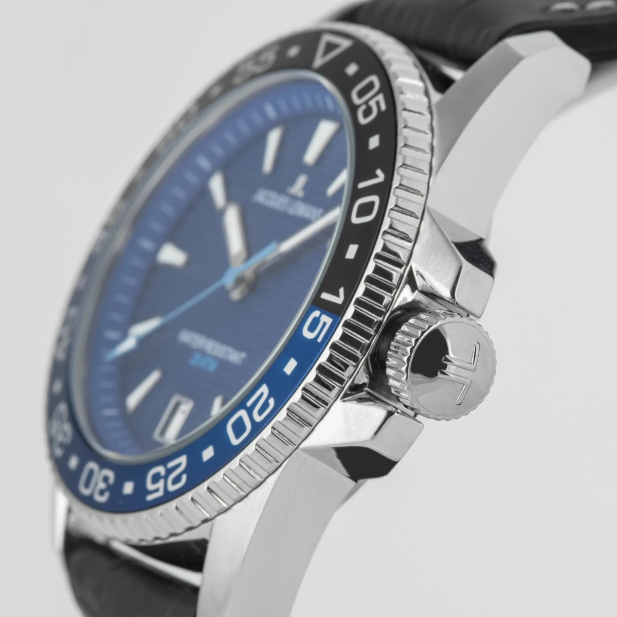 Liverpool Diver 1-2205B