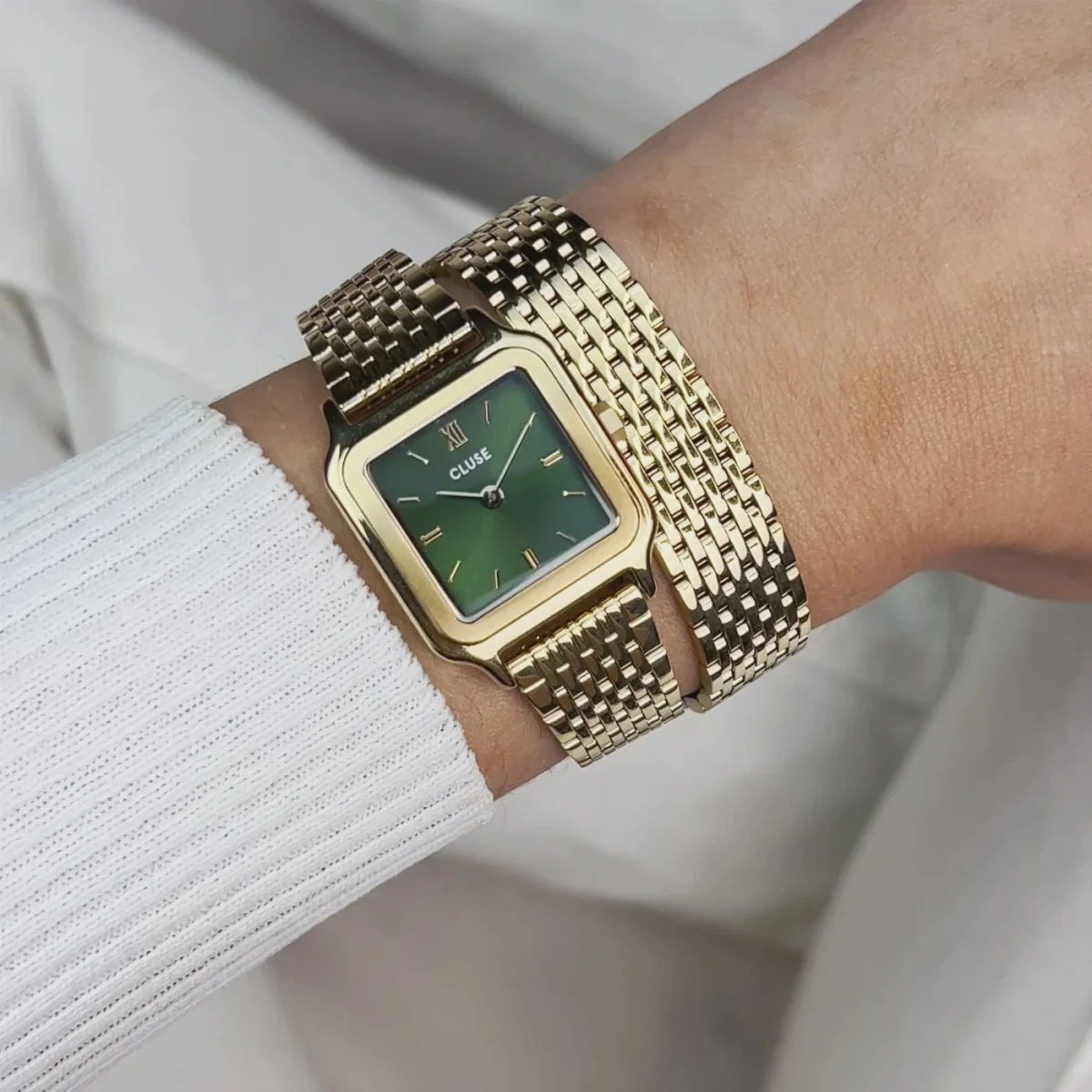 Gracieuse Petite CW11811