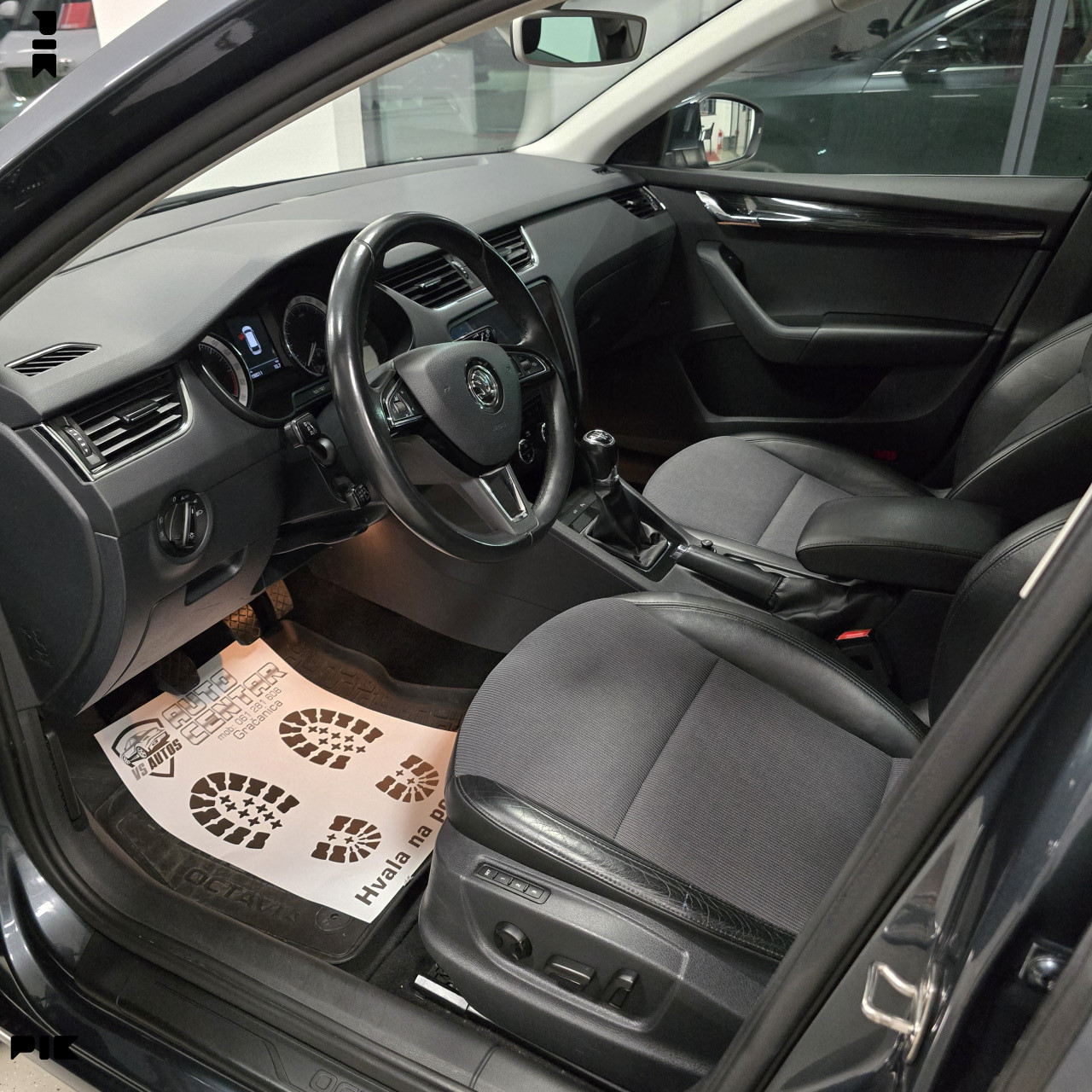 ŠKODA OCTAVIA 2019 FULL OPREMA VS AUTOS GRAČANICA