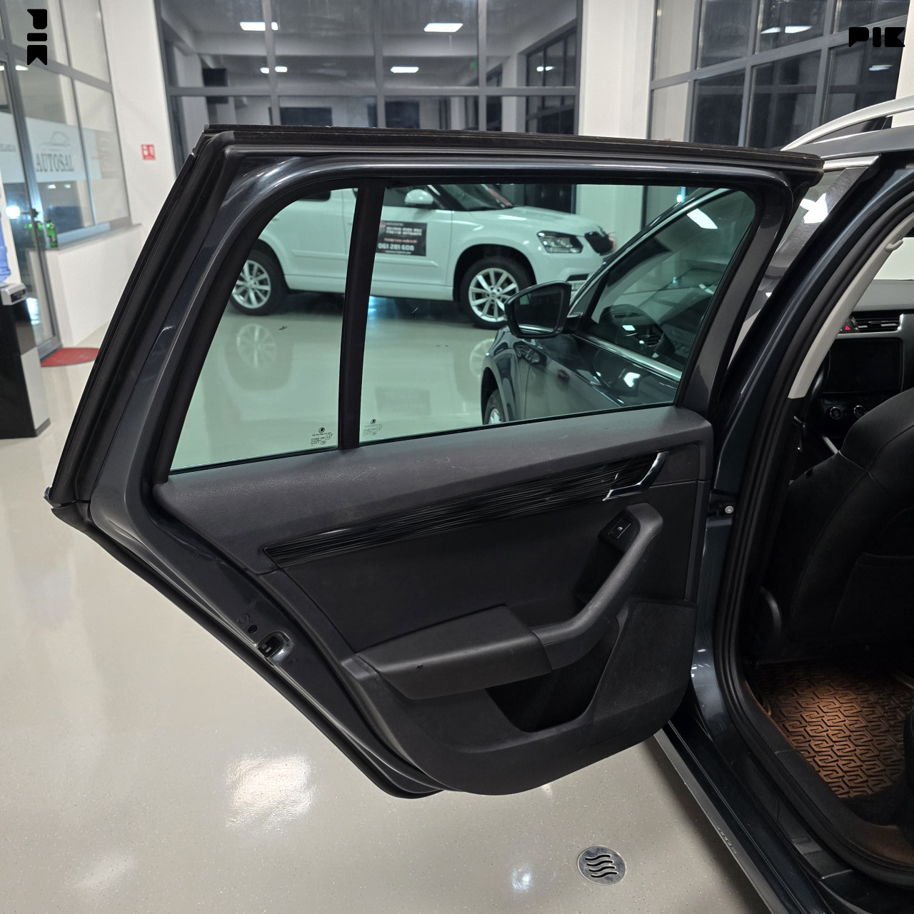 ŠKODA OCTAVIA 2019 FULL OPREMA VS AUTOS GRAČANICA