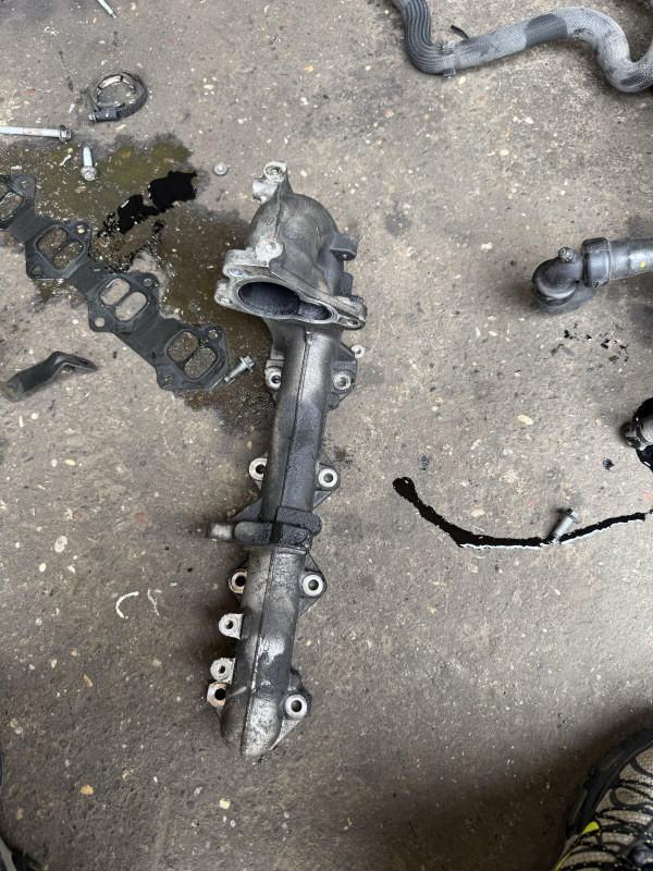 USISNA IZDUVNA GRANA RENAULT OPEL 2.0 DCI 8200915216