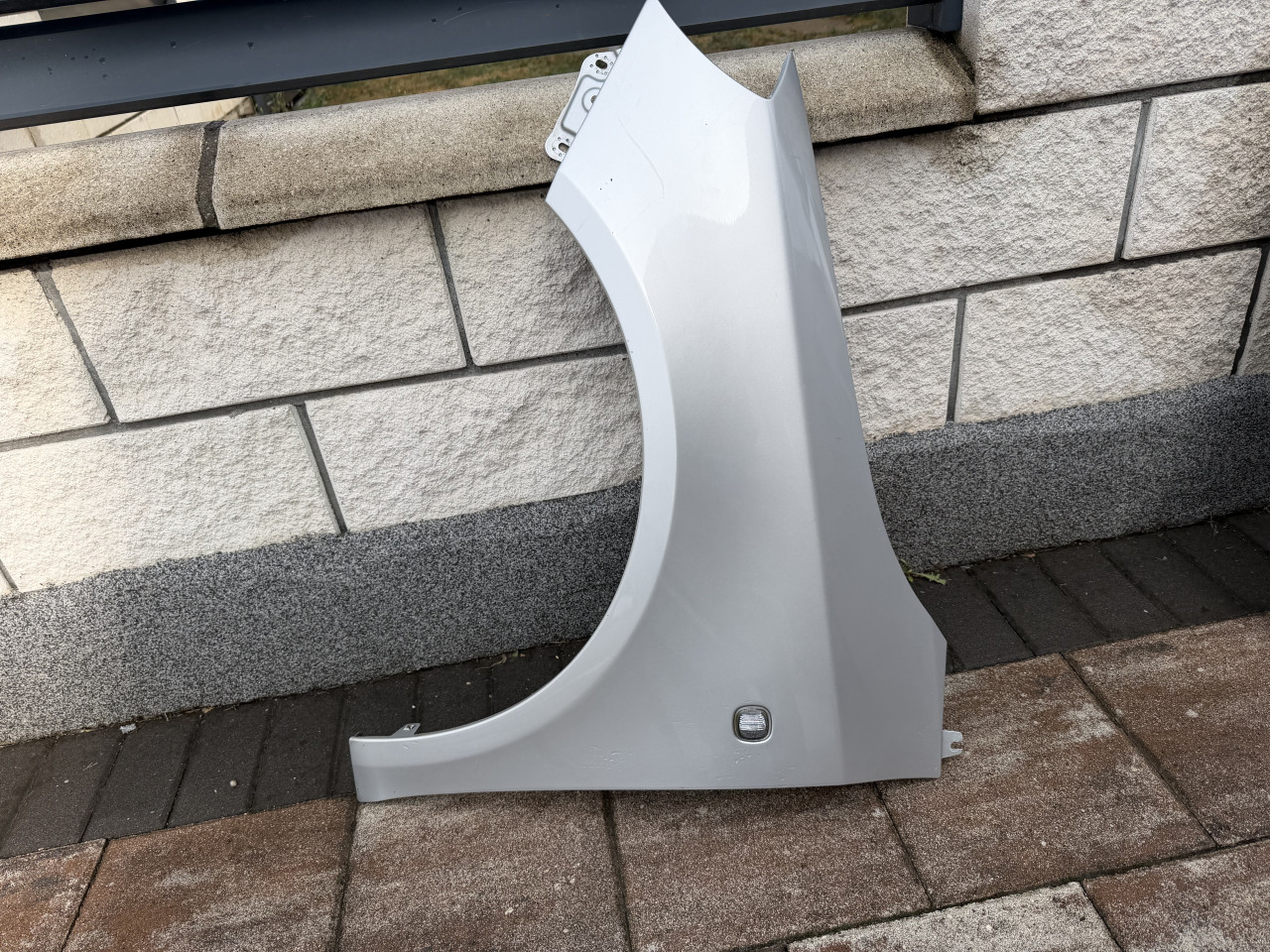 LIJEVI BLATOBRAN FABIA 2 FABIJA 2 10-14 FACE LIFT LA7W
