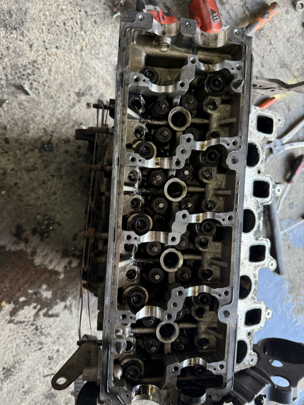 GLAVA PASSAT 7 AUDI 2.0 TDI 16V  03L103373J R03L103373J