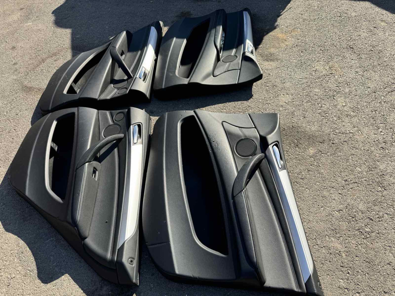 SJEDISTA SJEDALA SICEVI TAPACIRUNZI ENTERIJER BMW X5 E70