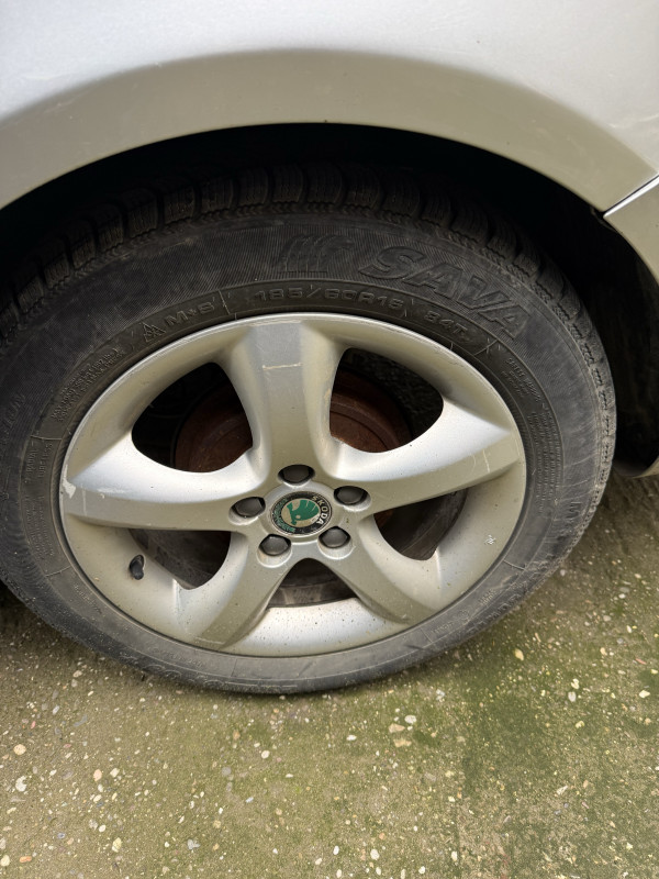 ALUMINIJSKE ALU FELNE FELGE 5X100 15 FABIA ROOMSTER