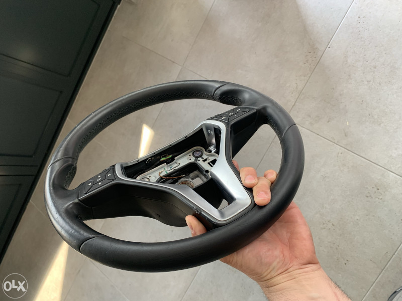 VOLAN MERCEDES 2013 A, B, C, E, CLA ITD KOZNI TROKRAKI