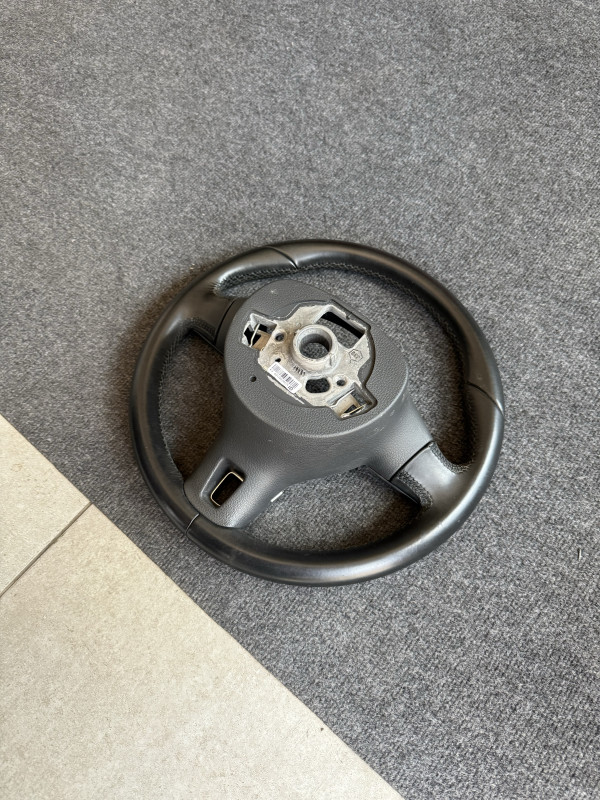 VOLAN GOLF 6
