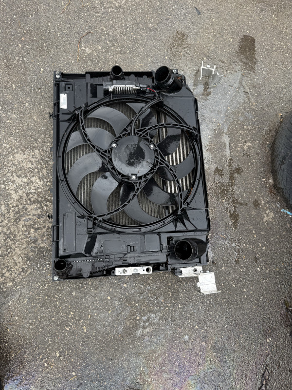 VEZNI LIM PRSA GREDA SINA BMW F30 F31