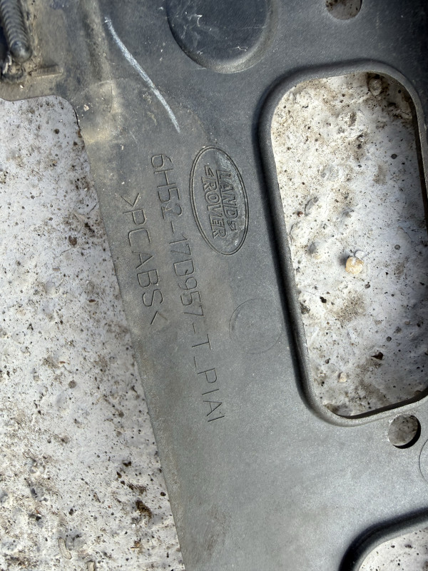 RESETKA MASKA LAND ROVER FREELANDER 2 08-12 6H52-17D957-T