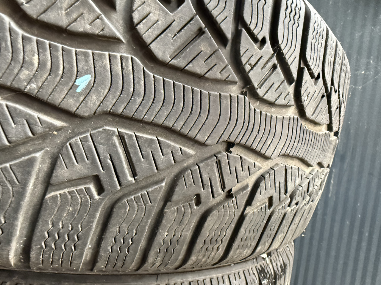 215 50 17 215/50R17 4 KOM