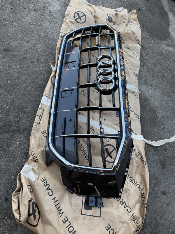 MASKA GRIL AUDI Q8 ORG S LINE 4M8853651AR
