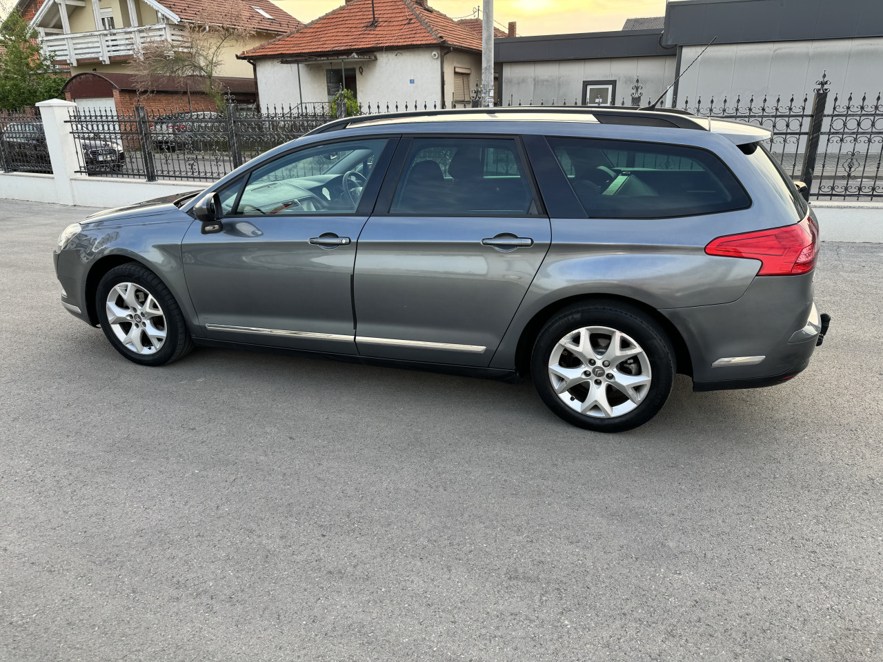 DIJELOVI DJELOVI CITROEN C5 2.0 HDI 2011  120 KW 163 KS