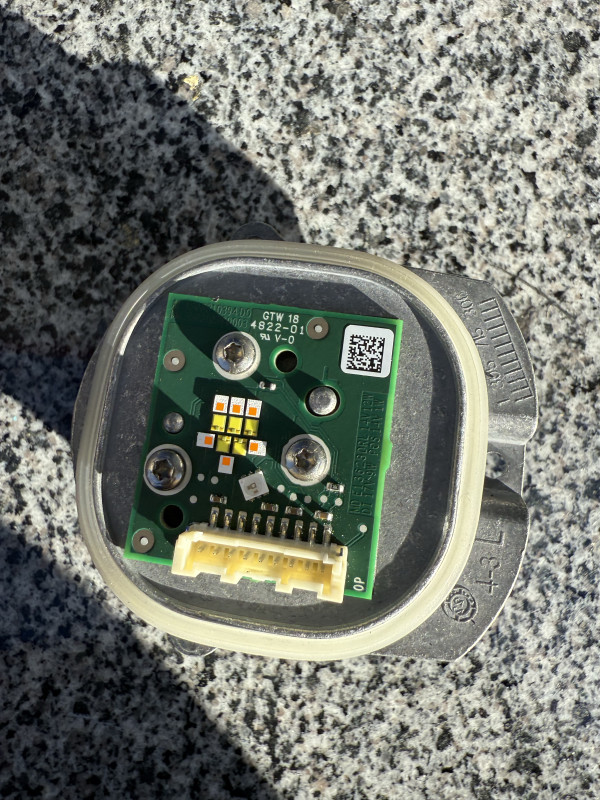 BALAST LED MODUL AUDI MERCEDES 1305715306 GTW 18 4822-01
