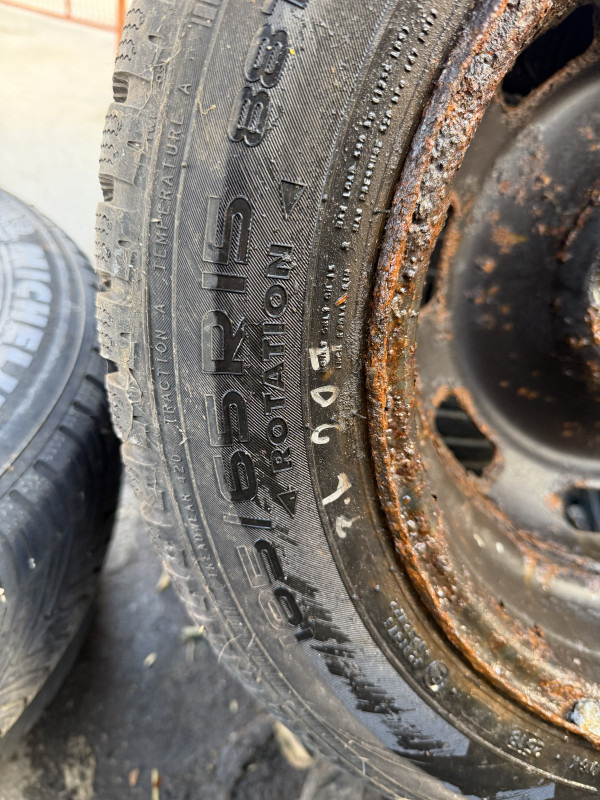 185 65 15 2 KOM NOKIAN