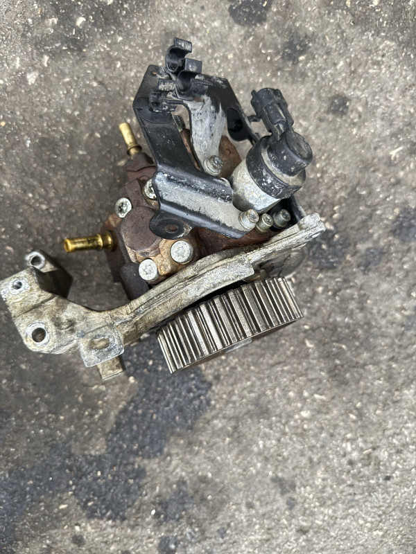 PUMPA VISOKOG PRITISKA CITROEN BERLINGO PEUGEOT 0445010102