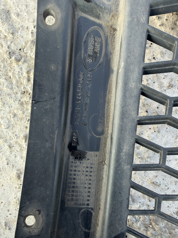 RESETKA MASKA LAND ROVER FREELANDER 2 08-12 6H52-17D957-T
