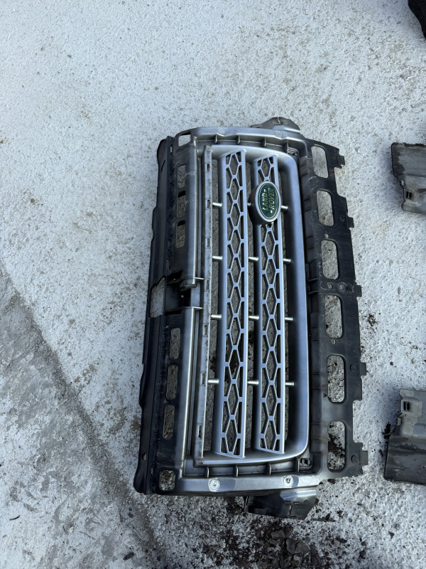 RESETKA MASKA LAND ROVER FREELANDER 2 08-12 6H52-17D957-T