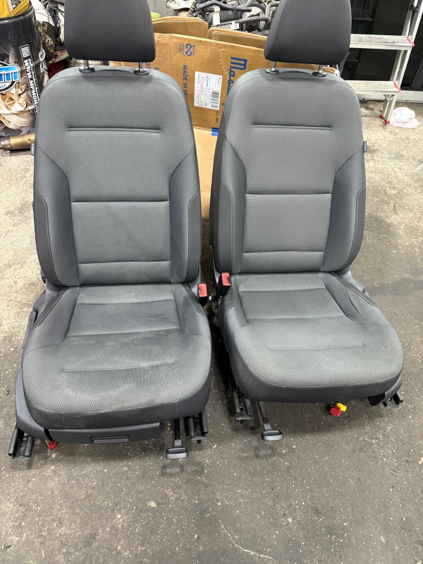 SJEDISTA SICEVI SJEDALA GOLF 7 VIII 7.5 LIMUZINA 2018 FACE LIFT