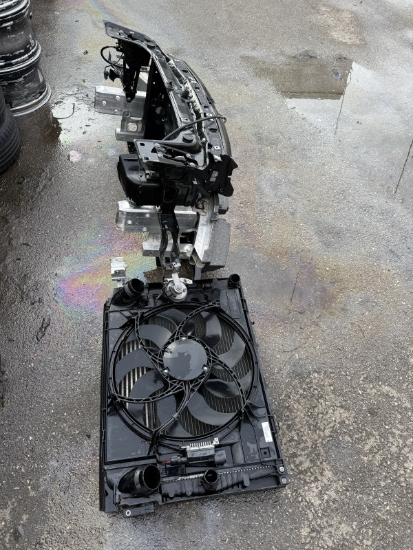 VEZNI LIM PRSA GREDA SINA BMW F30 F31