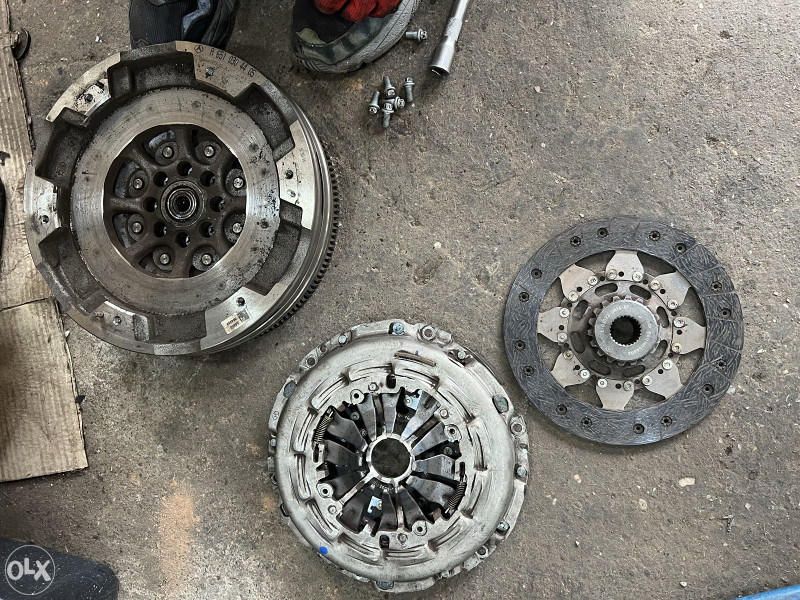 SET KVACILA KORPA LAMELA ZAMAJAC MERCEDES C W204 2013