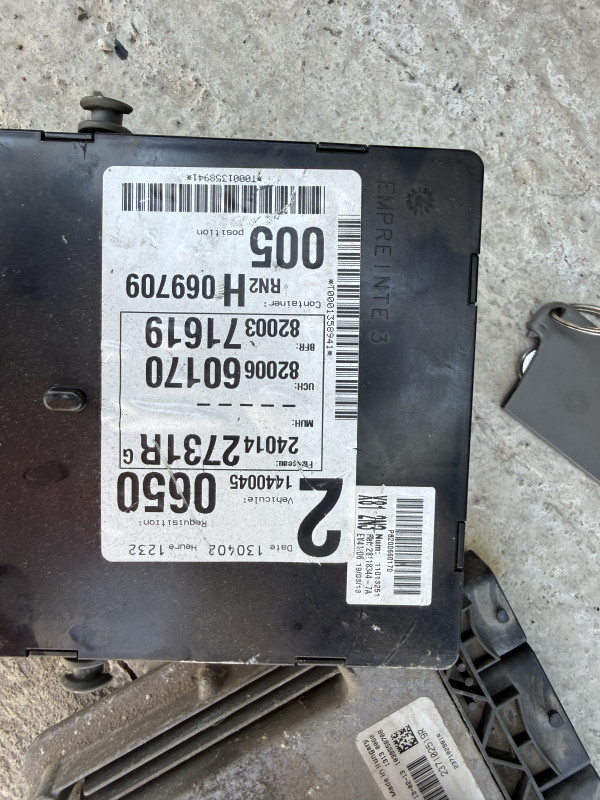UCH SET BRAVA PALJENJA ESPACE 4 IV 2.0 DCI 8200660170 8200371619