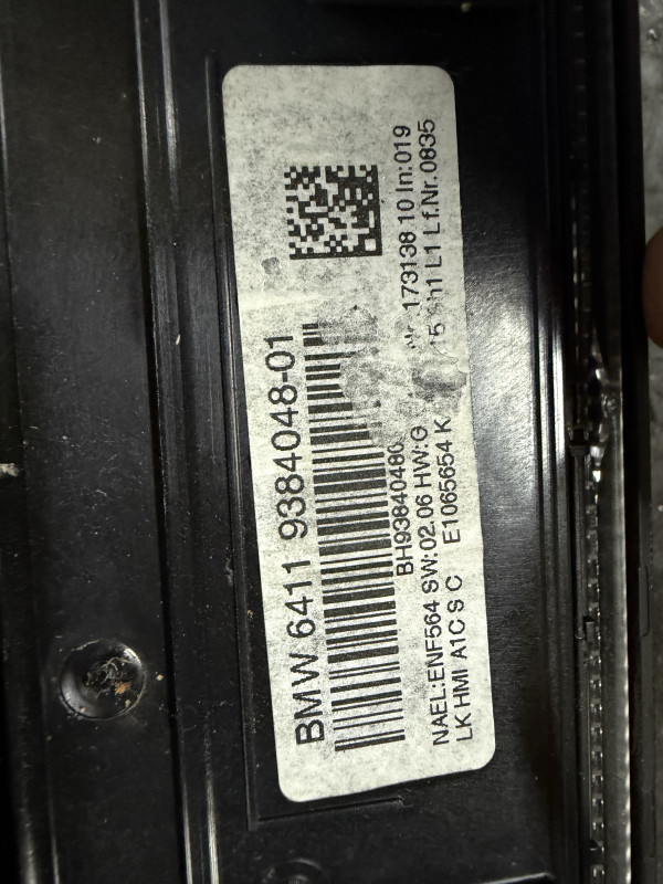 PREKIDACI KLIME CD PLAYER  BMW F30 6411 9384048-01,68144187-01