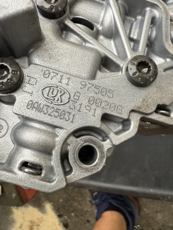 BLOK VENTILA ULJNA PUMPA MJENJACA MULTITRONIK AUDI 0AW325031