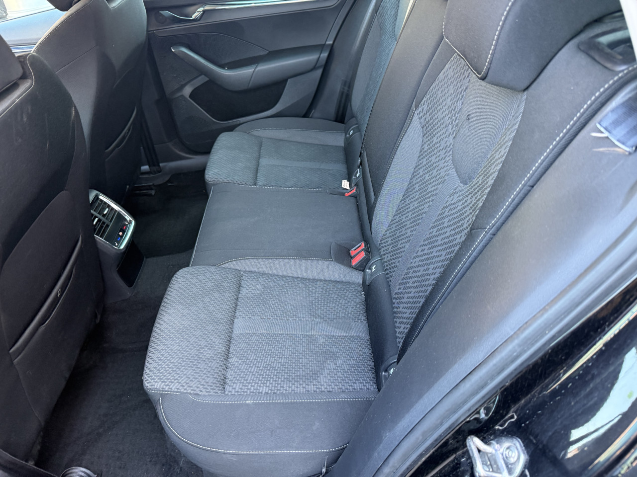 SJEDISTA SJEDALA SICEVI ENTERIJER SKODA OCTAVIA OKTAVIJA A8 20-26
