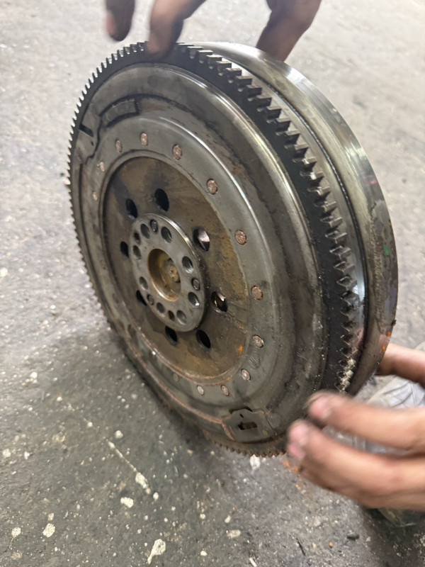 ZAMAJAC SET KVACILA BMW F30 X DRIVE 4X4