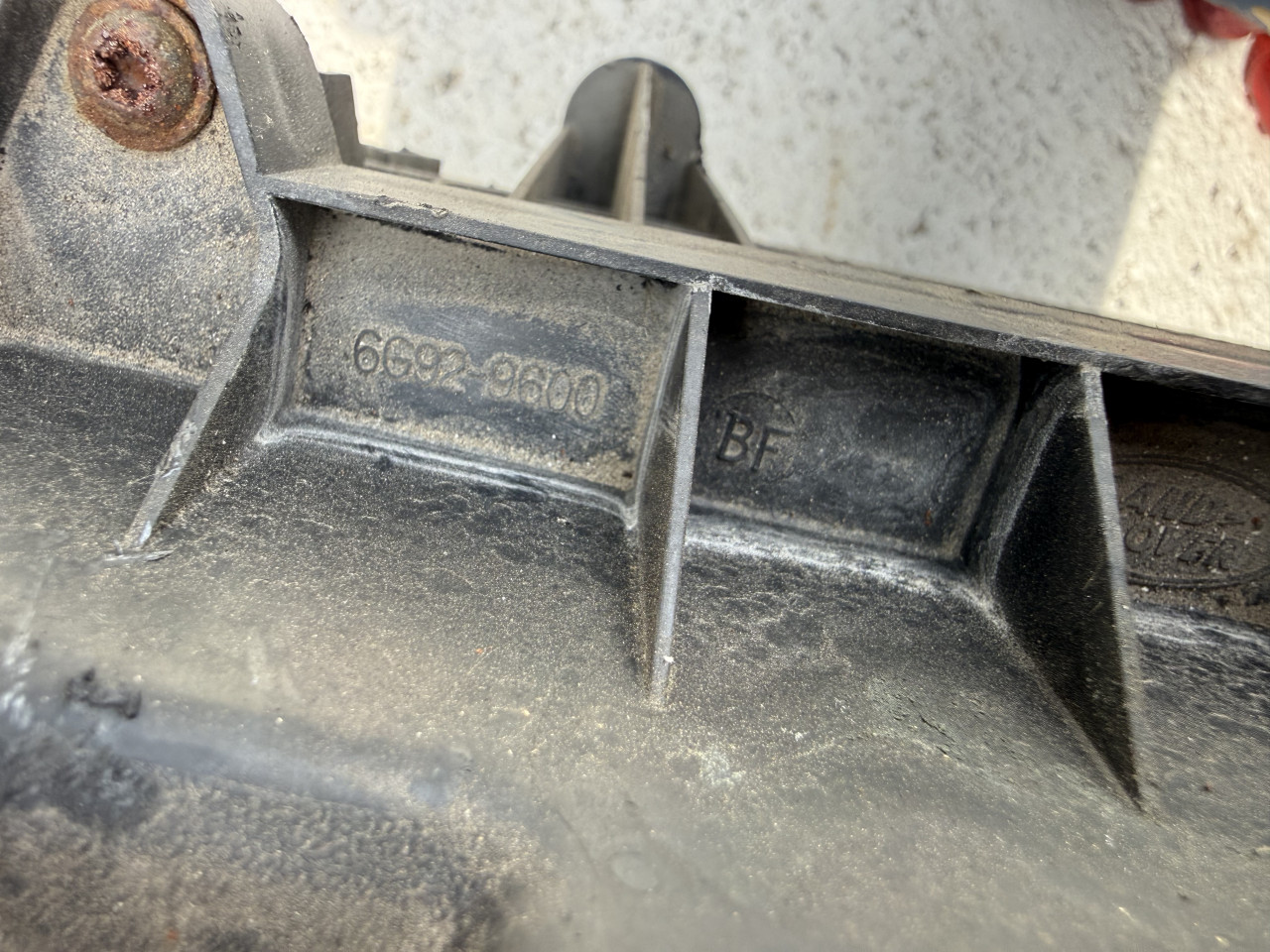 KUCISTE FILTERA ZRAKA LAND ROVER FREELANDER 2 6G92-9600