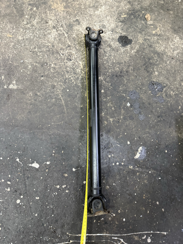 PREDNJI KARDAN BMW F30