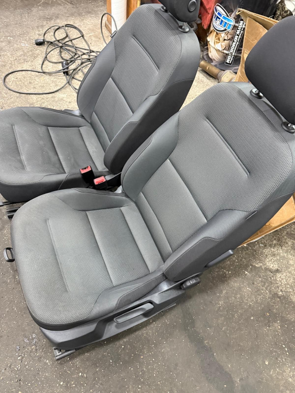 SJEDISTA SICEVI SJEDALA GOLF 7 VIII 7.5 LIMUZINA 2018 FACE LIFT