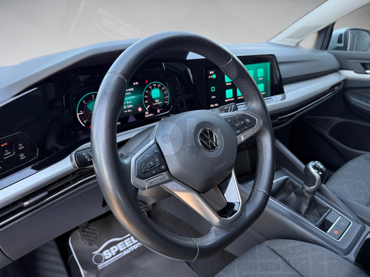 Volkswagen GOLF 8 2.0 TDI