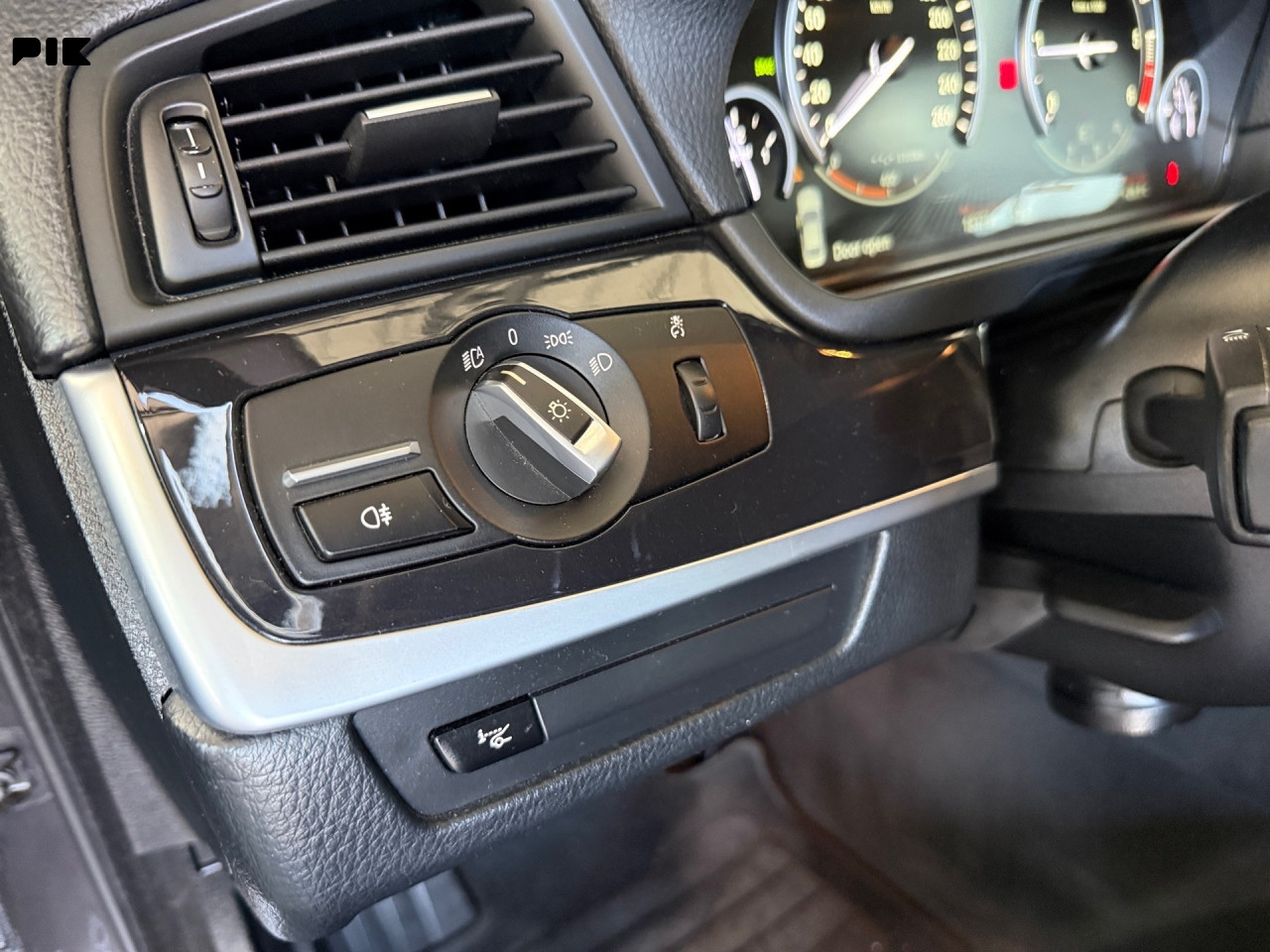BMW 518d Exclusive Line Facelift Kamera LED
