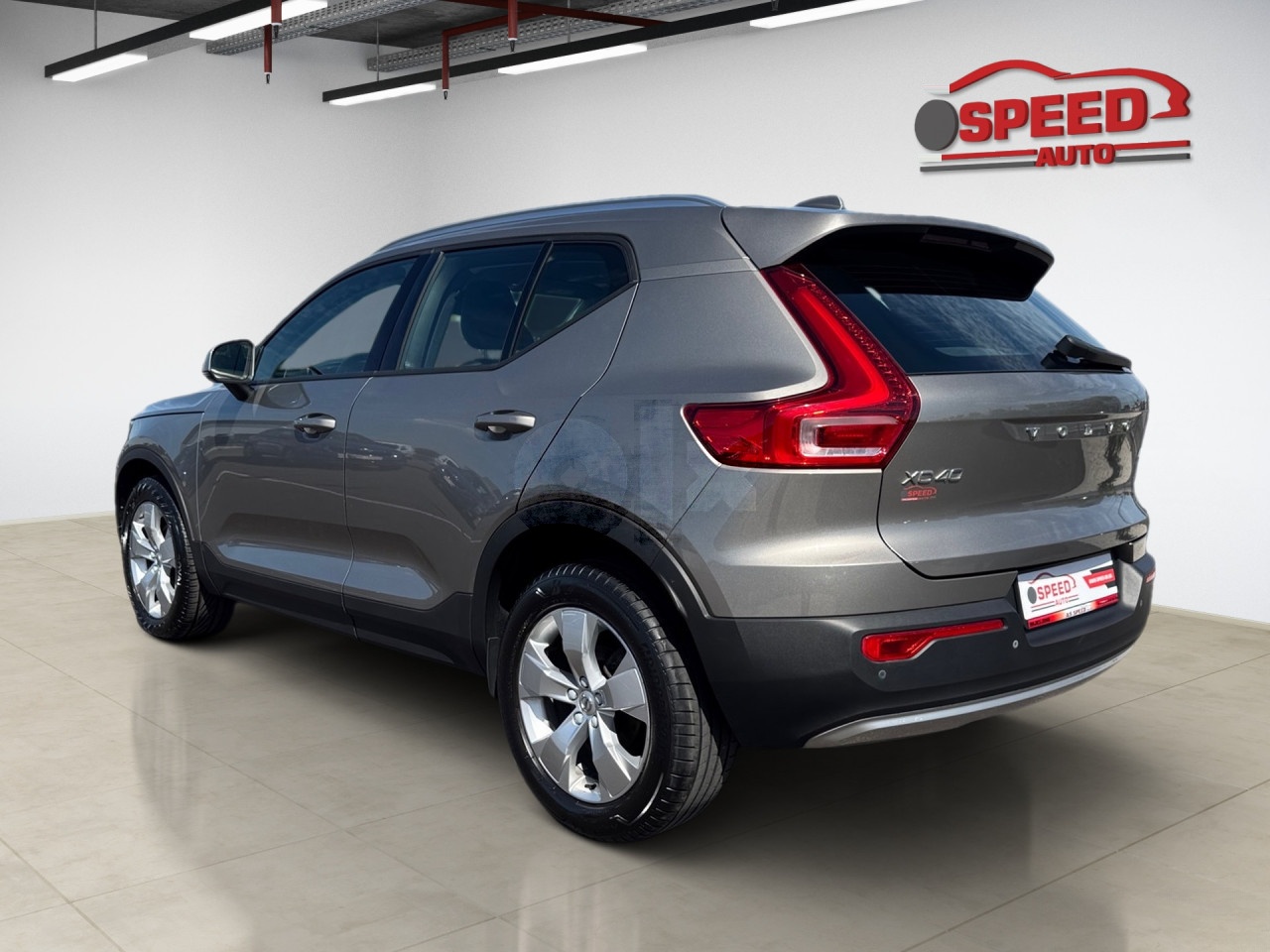 Volvo XC40 D3  Momentum Pro Manuelni  2020