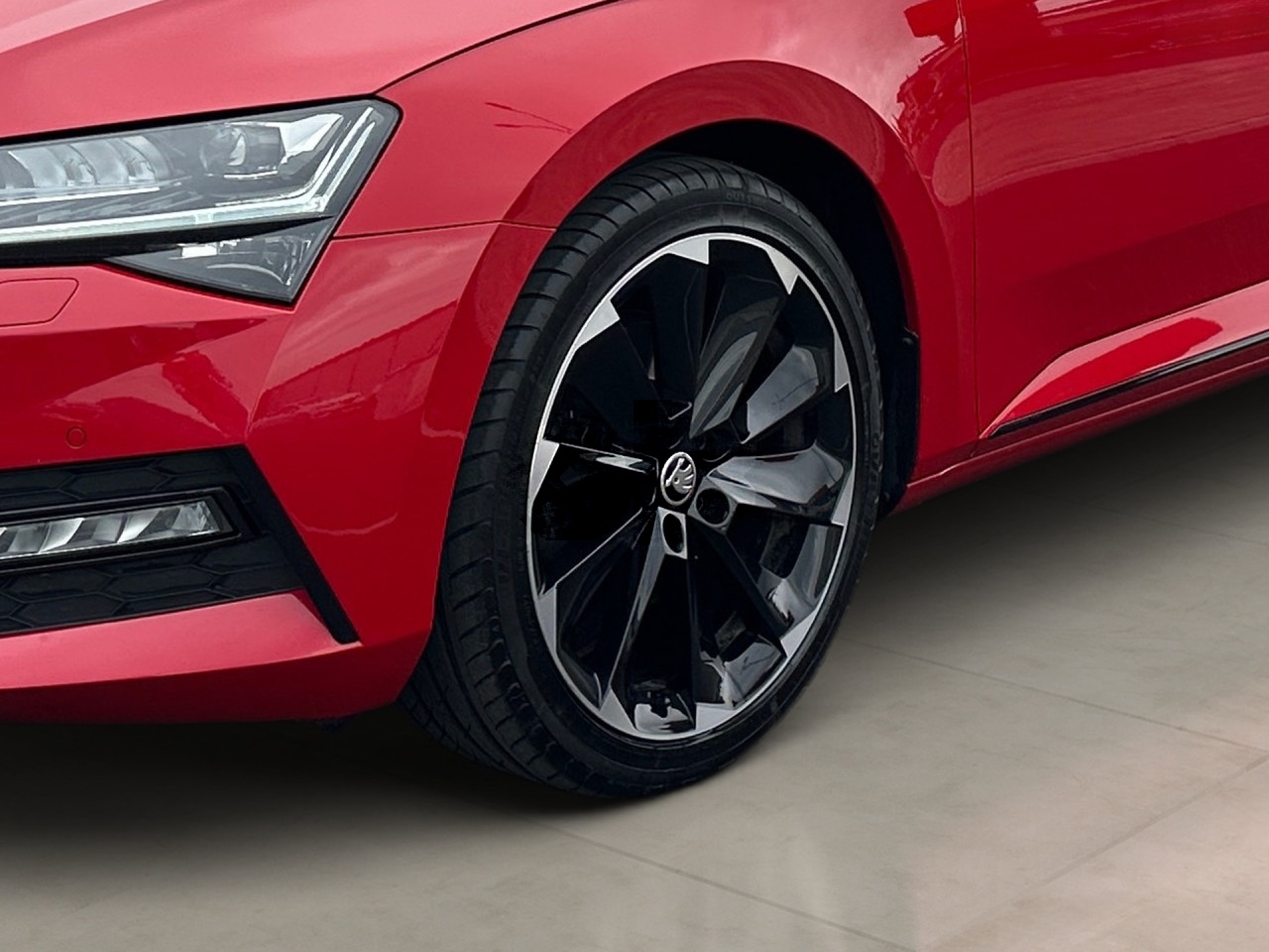 Škoda Superb 2.0 TDI DSG Sportline 200KS  ACC  Memorija  Kamera