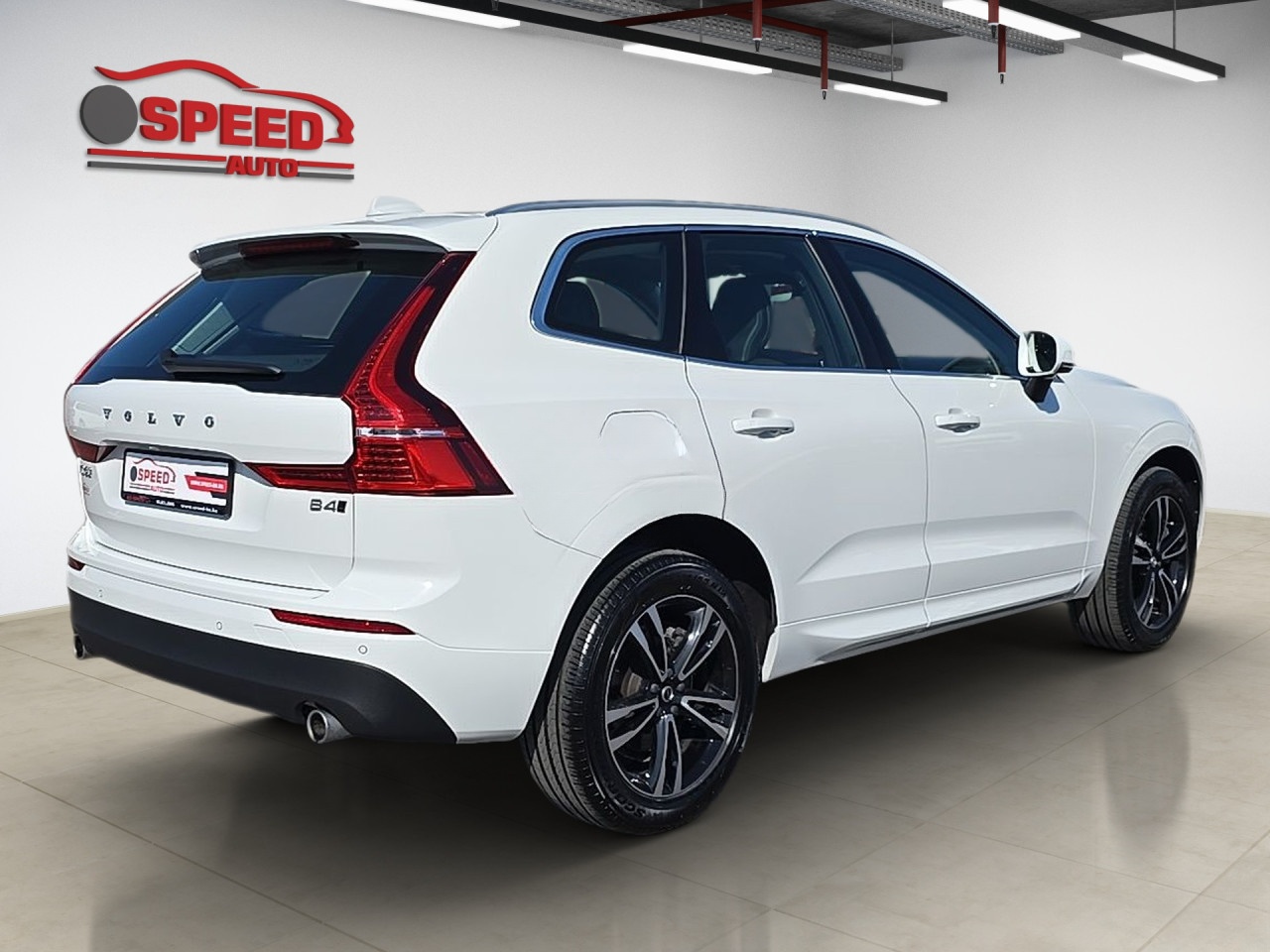 VOLVO XC60 B4D MOMENTUM PRO   AWD   AUTOMATIK